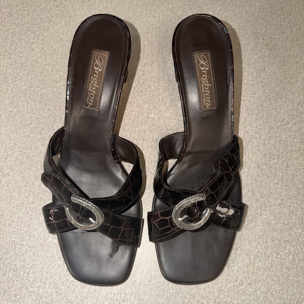 BRIGHTON Tamyra BrownPatent Leather Croc Embossed Slide High Heel Sandal Sz 8.5